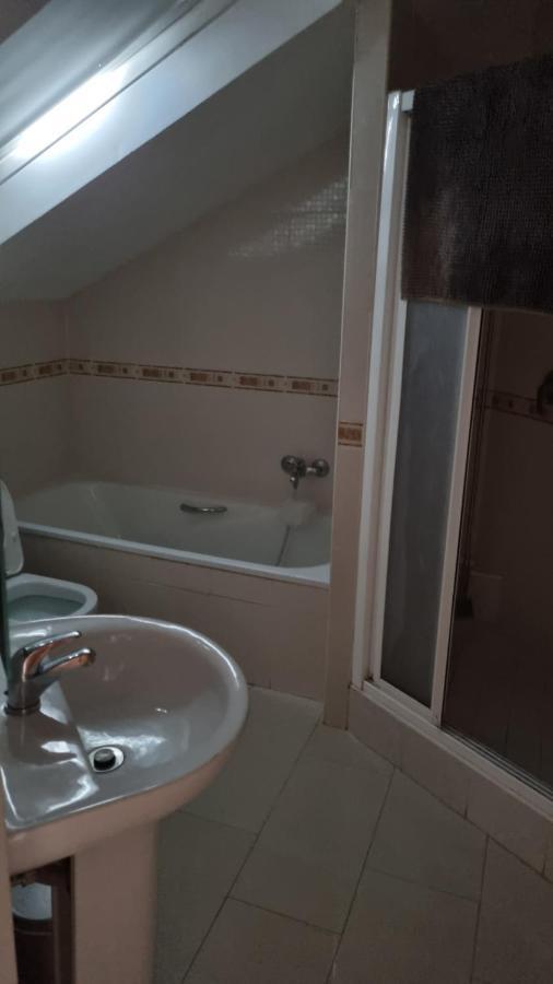 Roberto Guest House Benalmadena Bagian luar foto